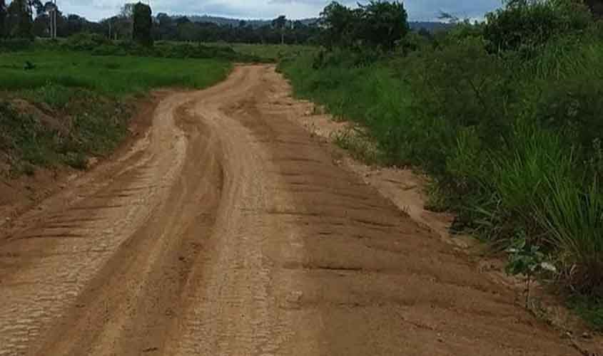Dra. Taíssa solicita revitalização da estrada LH 0 que liga Rio Pardo a Alto Paraíso