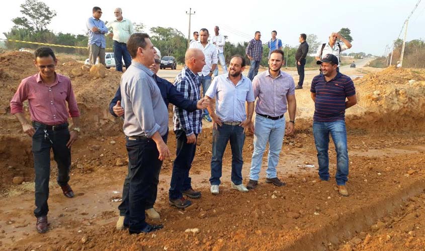 Governador Maurão atende pedido de Laerte Gomes e autoriza construção de cerca no aeroporto de Ji-Paraná