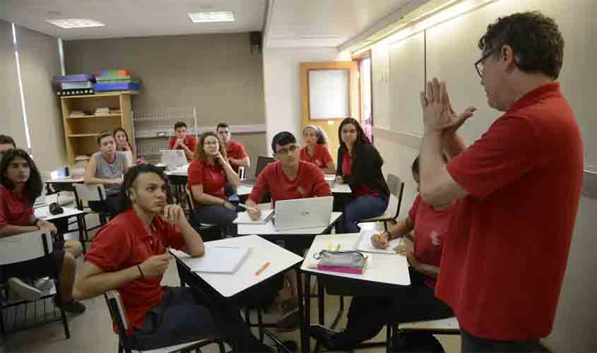 Pé-de-Meia: pagamento a estudantes começa nesta segunda-feira