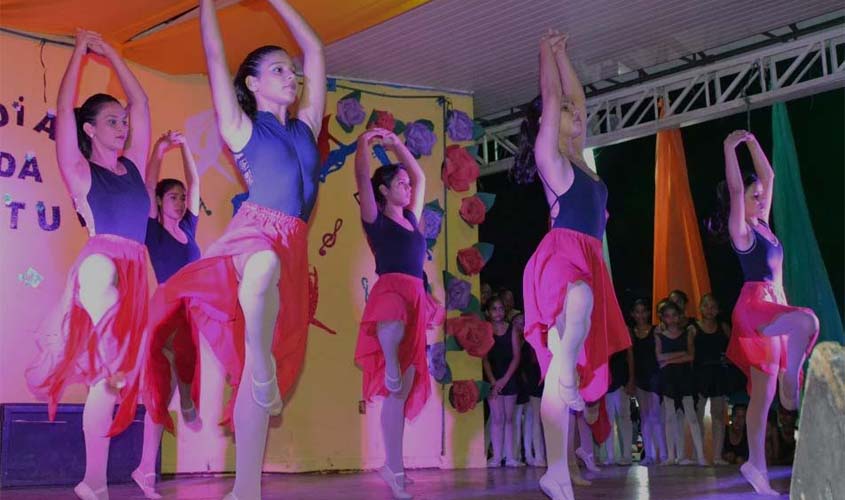 Ballet Municipal no Teatro Palácio das Artes nesta terça