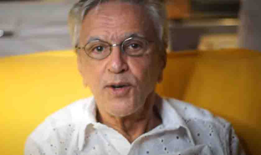 Bolsonaristas antivacina atacam Caetano Veloso após artista contrair Covid