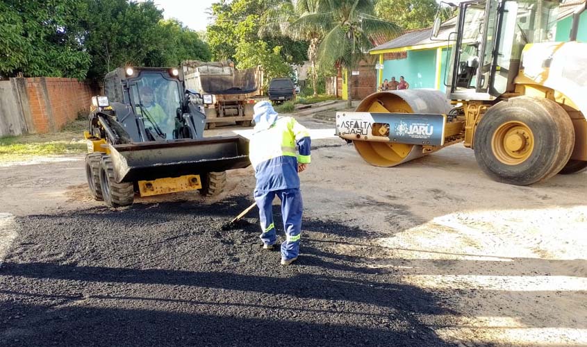 Prefeitura realiza operação tapa-buracos no distrito de Tarilândia