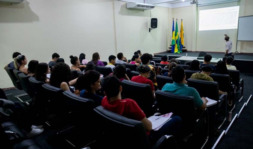 Estudantes do Curso Pré-Enem da Prefeitura de Porto Velho são destaque entre as notas do Enem