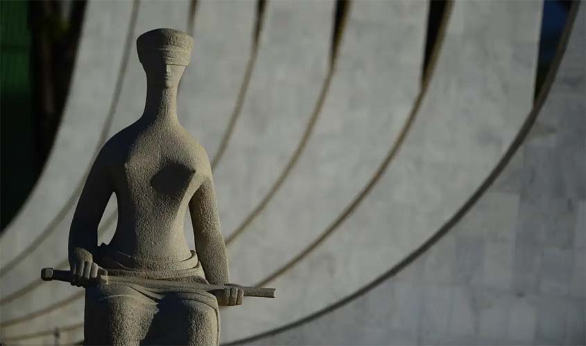 Moraes nega visita de aliados a Bolsonaro