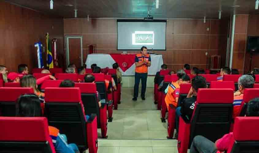 Defesa Civil de Rondônia promove treinamentos para situações de riscos e desastres