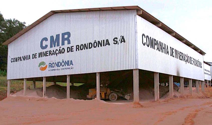 Jean Mendonça denuncia sucateamento da Usina de Calcário