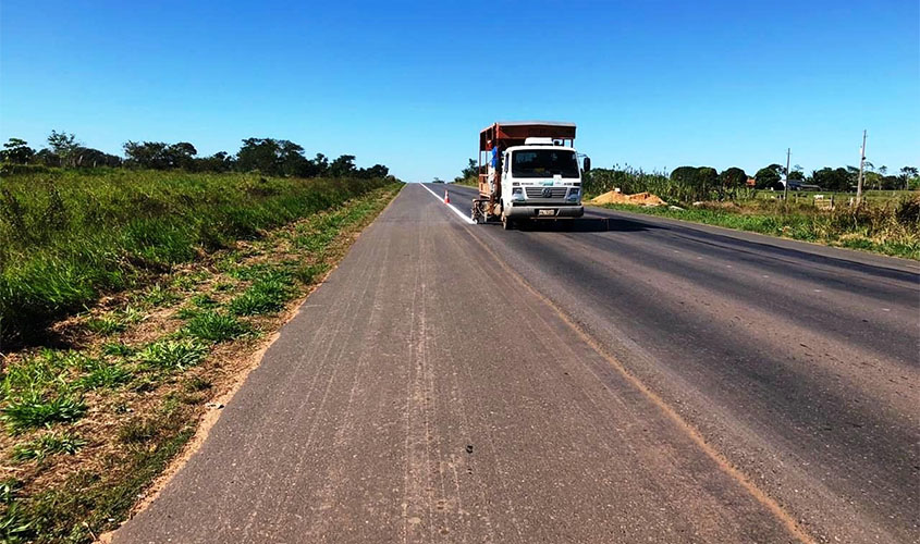 Anel Viário começa a receber sinalização horizontal