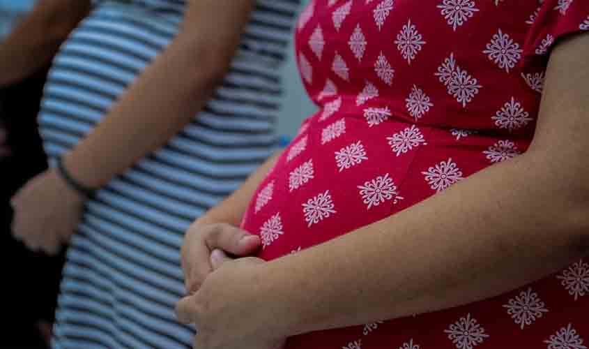 Mais de 15 mil kits enxovais para bebês foram entregues a gestantes de Rondônia pelo programa Mamãe Cheguei