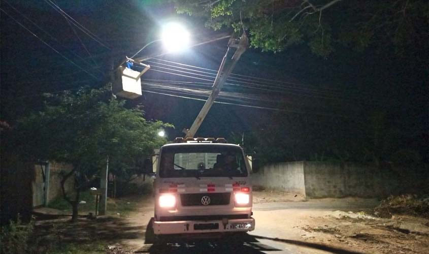 Semosp reforça iluminação pública nos bairros
