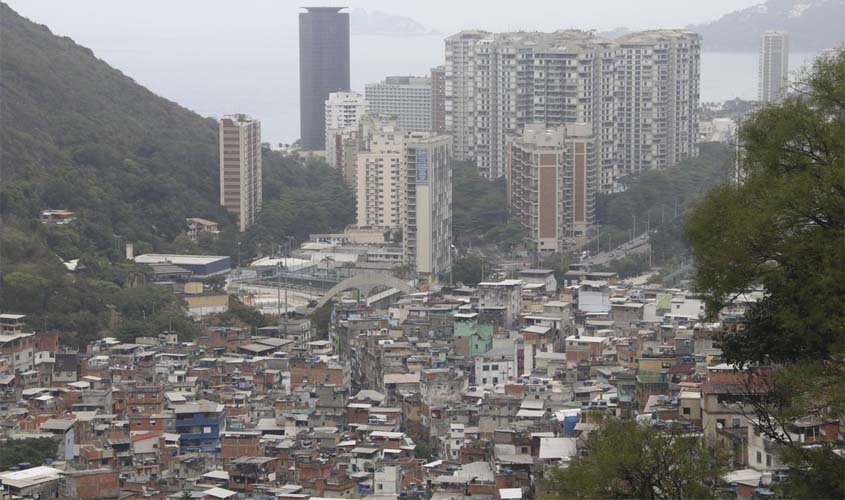 População brasileira passa de 208,4 milhões de pessoas, mostra IBGE