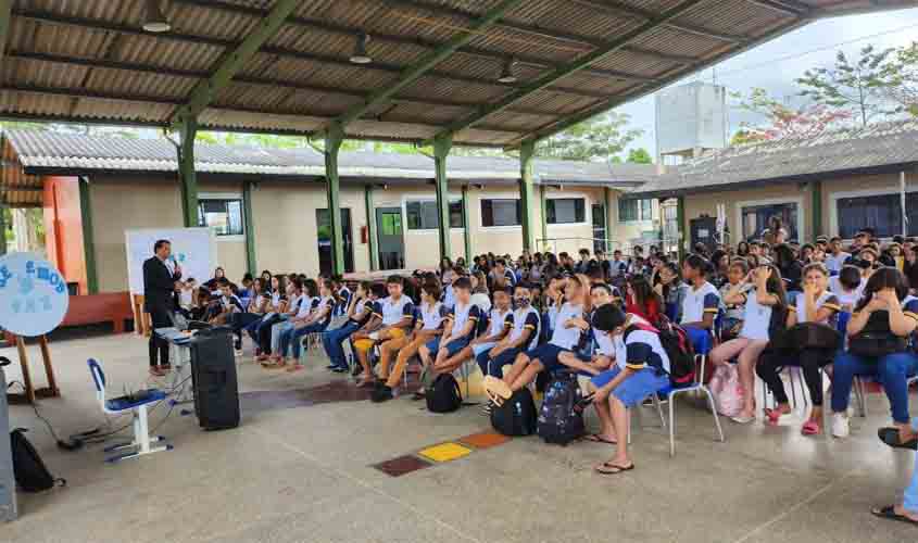 Escolas estaduais de Rolim de Moura se destacam no ranking nacional de educação