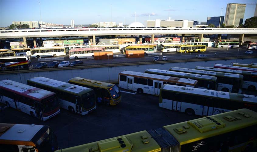 Nunes Marques cobra TREs por transporte gratuito nas eleições