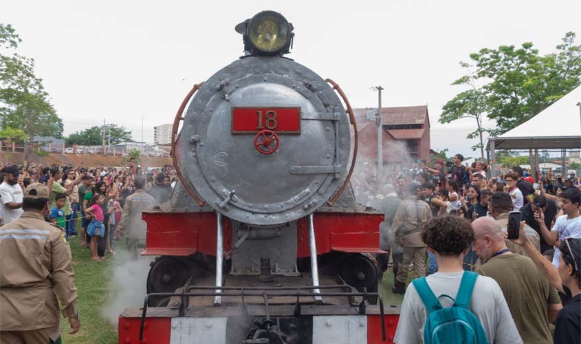 Prefeitura retoma passeio de trem na Madeira-Mamoré
