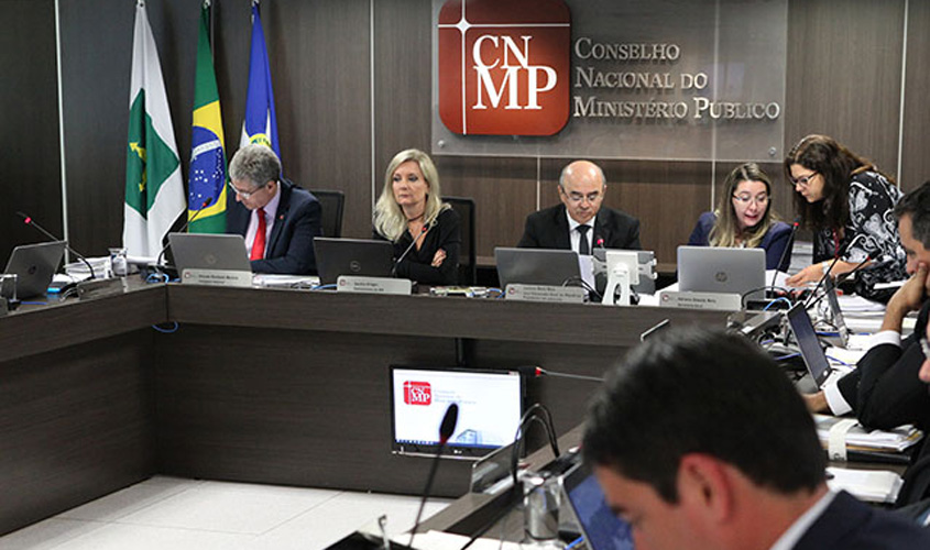 CNMP referenda processo disciplinar que apura afirmações de procuradora de Justiça sobre ministros do STF no Twitter