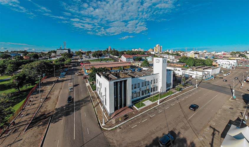 Lei garante adaptações para servidores com deficiência em Porto Velho