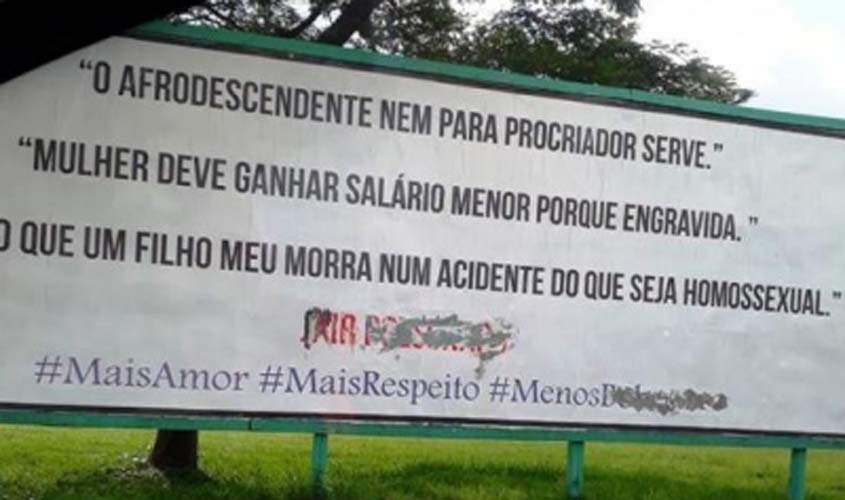 Outdoor anti-Bolsonaro é vandalizado em Vilhena e empresário que apóia deputado critica ação