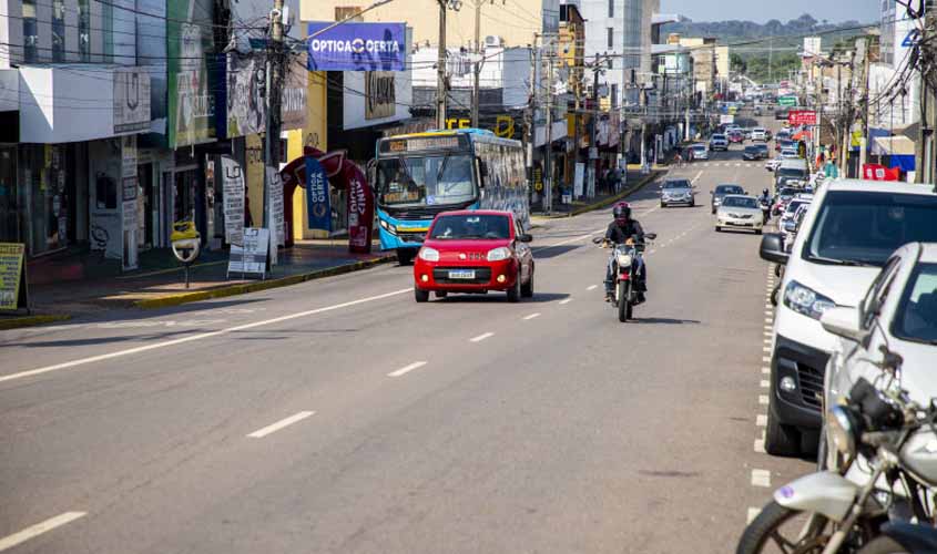 Prefeitura inicia a instalação de semáforos inteligentes para melhorar fluxo do trânsito em Porto Velho