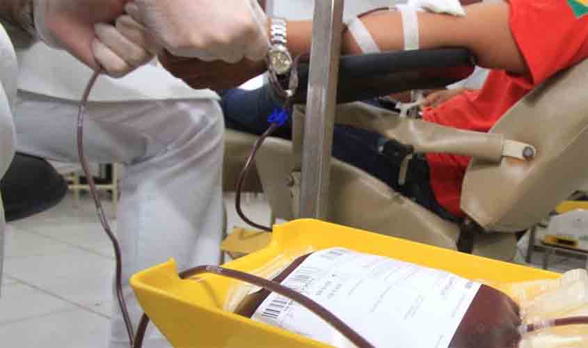 Fhemeron convoca população a doar sangue; estoque teve queda acentuada devido à pandemia do coronavírus