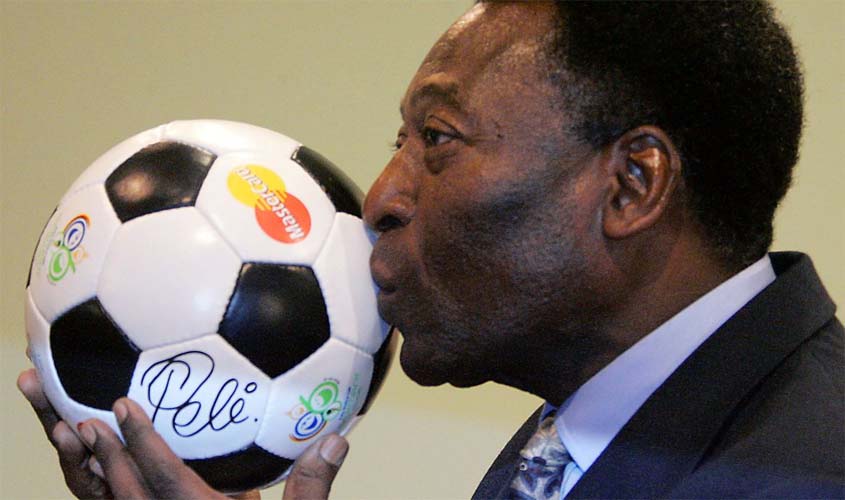 Rei do futebol, Pelé morre aos 82 anos