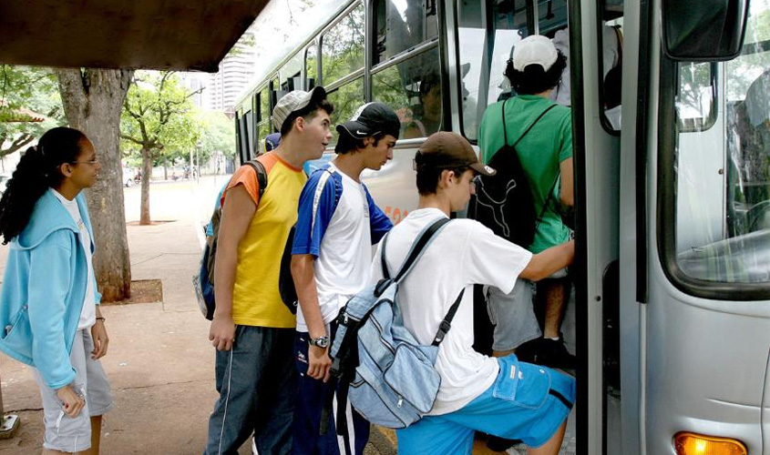 TRANSPORTE - Secretário diz que não há risco de tarifa social cair