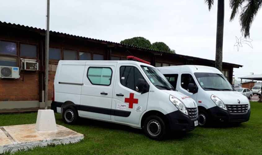 Municípios do Cone Sul recebem ambulância doadas por empresa condenada por dano moral coletivo em Rondônia