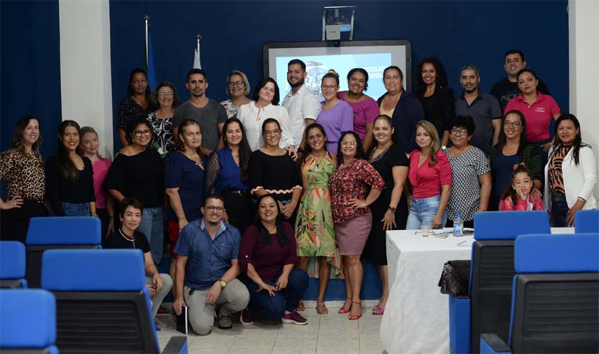 Busca Ativa Escolar foi tema de reunião entre Semed e diretores