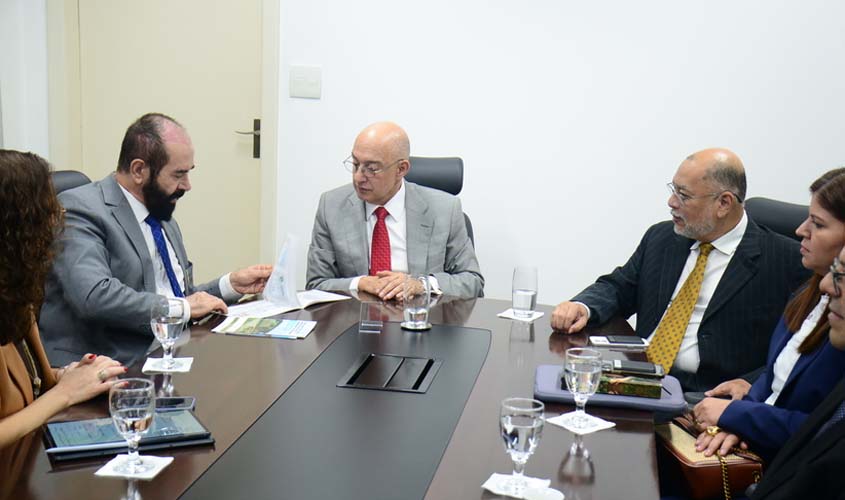 TJRO e TRT-14 debatem melhorias na Justiça Itinerante