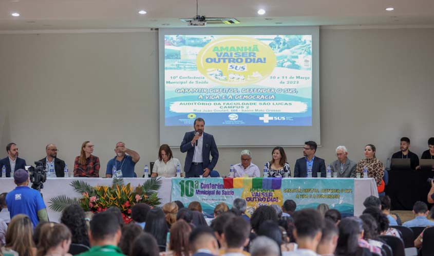 População comparece em grande número no primeiro dia da Conferência Municipal de Saúde