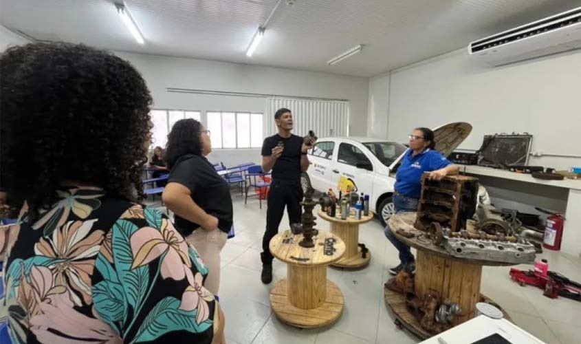 Dia do Mecânico: lei de Luizinho Goebel é aprovada na Alero