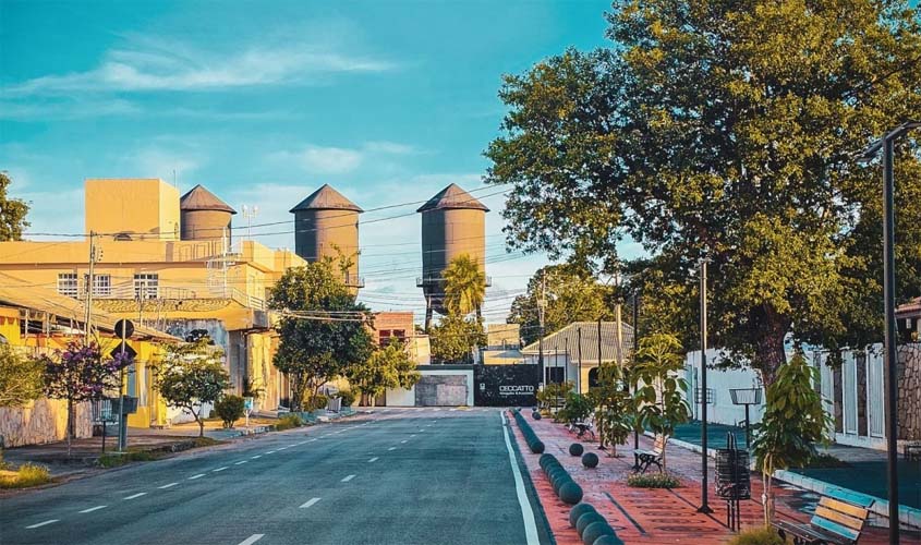 Prefeitura firma acordo com União para regularização fundiária