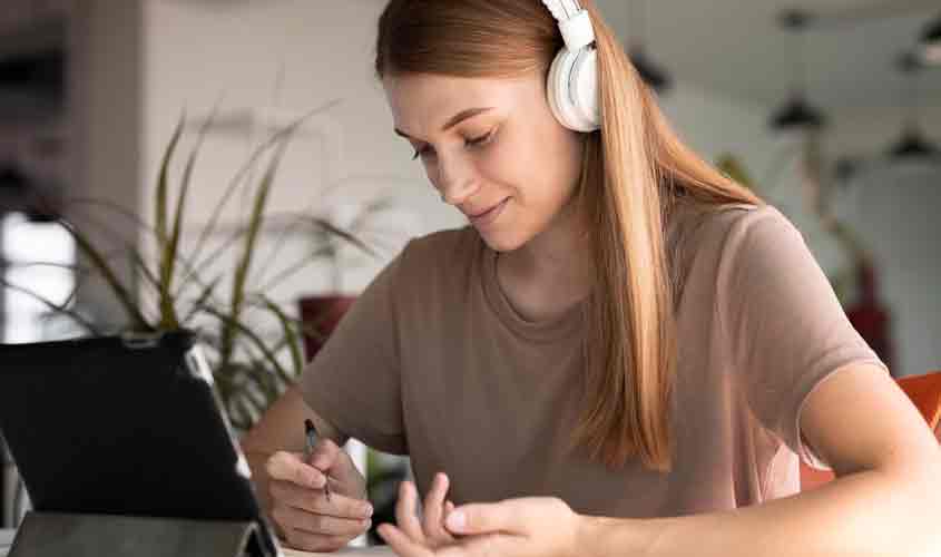 O futuro do mercado: o impacto transformador do ensino EAD