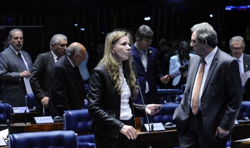 Senadores pedem CPI para investigar política de preços da Petrobras