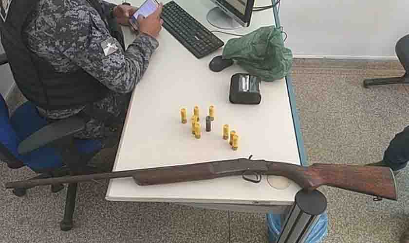 Mais uma pessoa é presa por porte ilegal de arma de fogo durante patrulhamento rural
