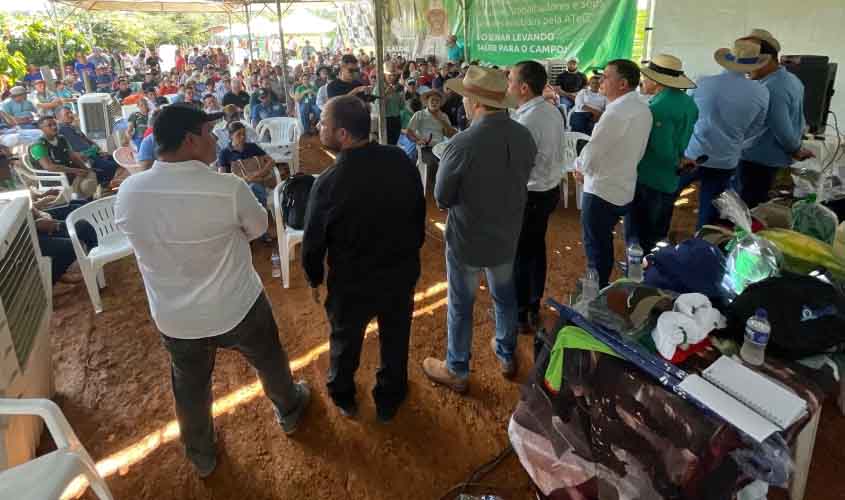 Presidente da Alero prestigia dia de campo em Buritis e reforça compromisso com a Agricultura