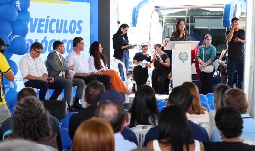 Rede socioassistencial ganha veículos e equipamentos