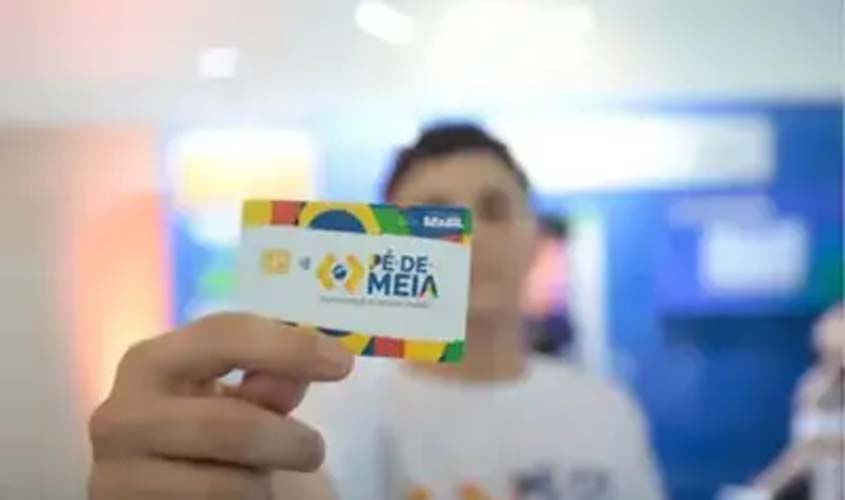 Pé-de-Meia libera pagamento nesta terça (30)