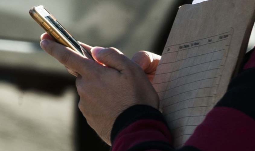  Justiça manda Anatel impedir cobranças após roubo de celular 