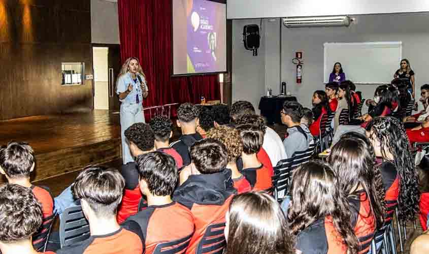 MPRO promove debate sobre Bullying e Cyberbullying em escola da capital