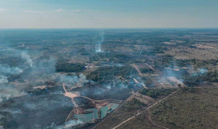 Fiscais trabalham aos finais de semana para combater focos de incêndio em Porto Velho