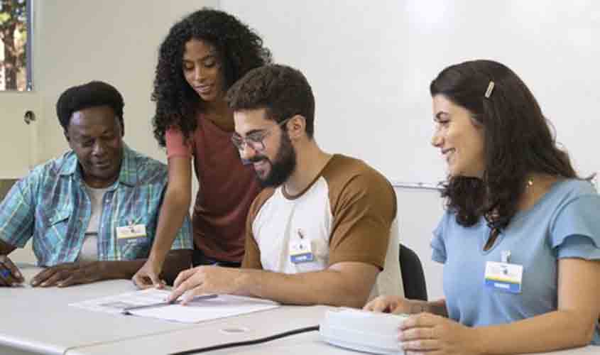 Vai atuar como mesário? Hoje (30) é o último dia para pedir para votar na seção em que irá trabalhar