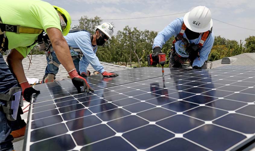 Consumidores têm 100 dias para instalar geração própria de energia solar antes de mudanças nas regras     