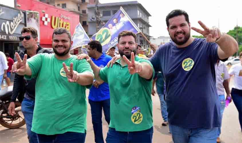 Deputado Jean Oliveira participa da caminhada do 22 e reafirma apoio à candidatura de Rafael Godoi a prefeito e Thiago Moreira a vice em Rolim de Moura