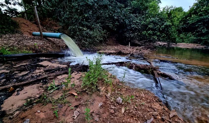 Caminhões-pipa são enviados para força-tarefa em municípios de Rondônia