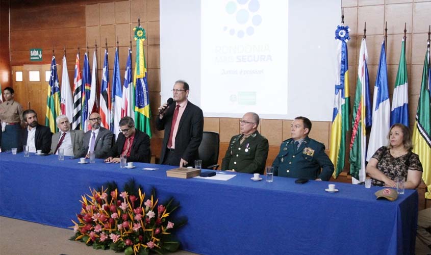 Civis e militares são homenageados com Medalha do Mérito Governador Jorge Teixeira em Porto Velho