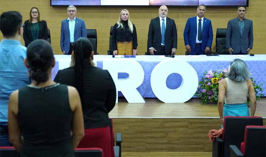 Vencedores do Prêmio Fapero recebem homenagens da Assembleia Legislativa de Rondônia