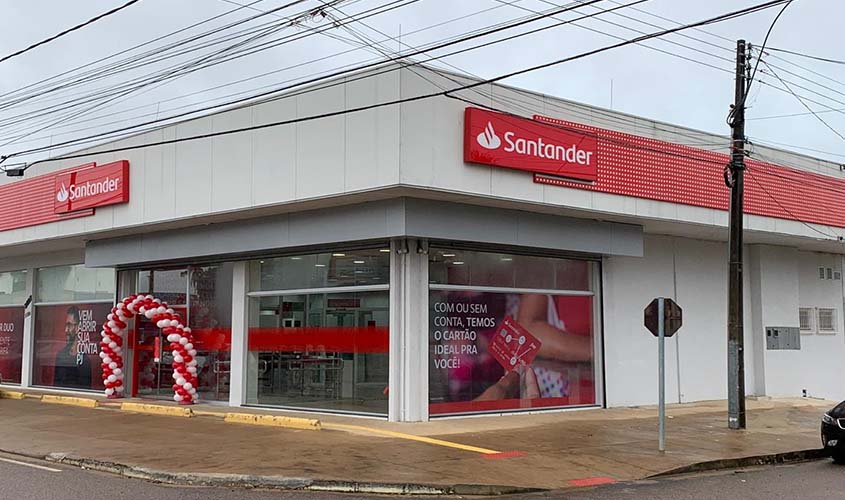 Santander abre agência 