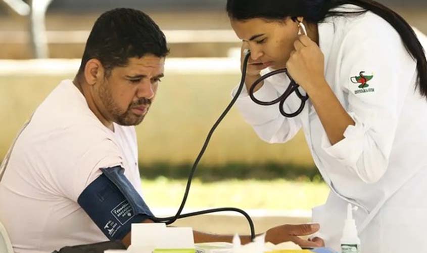 Reajuste em planos de saúde: com 14% de inflação médica, consumidor pode pagar o preço