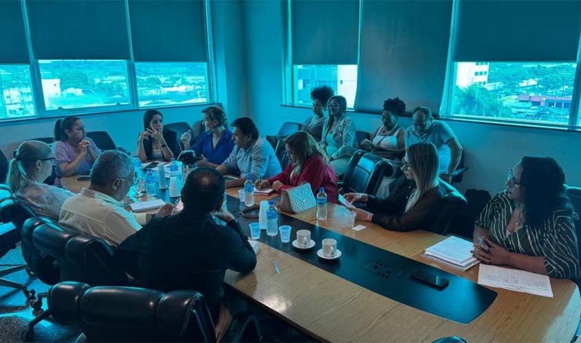 SINTERO discute pautas da educação com a Seduc