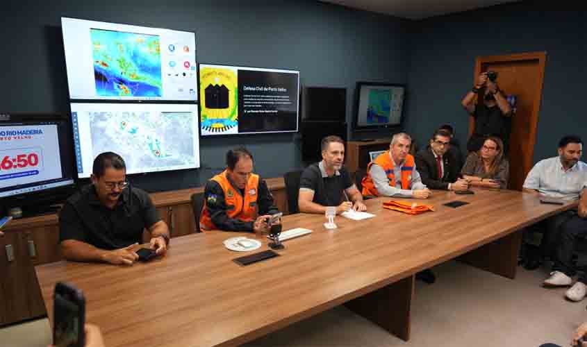 Prefeitura mobiliza setor produtivo para reduzir impactos da cheia do rio Madeira