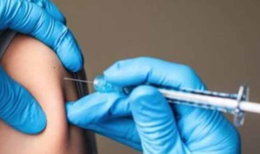 Adolescentes de 12 a 17 anos já podem tomar a 3ª dose da vacina contra Covid-19